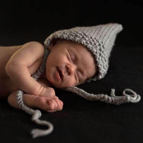 newborn thumbnail