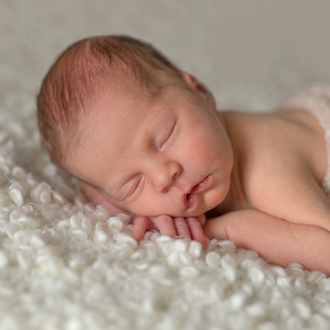 newbornkuvaus, newborn kuvaus, Jyväskylä, vauvakuvaamo, vauvakuvaus, lahjakortti